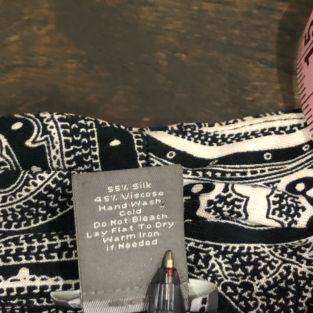 Ann Taylor Paisley Top - Picture 5 of 8